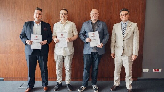 PER ASPERA AD ASTRA – najlepsi doktoranci z UwB zostali nagrodzeni