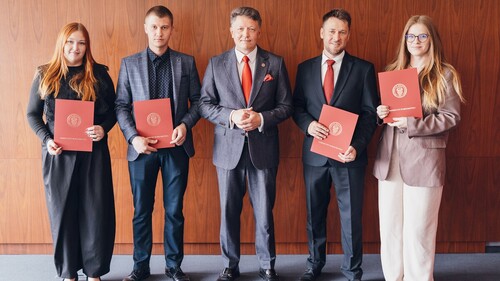 PER ASPERA AD ASTRA – najlepsi doktoranci 2025 roku zostali nagrodzeni